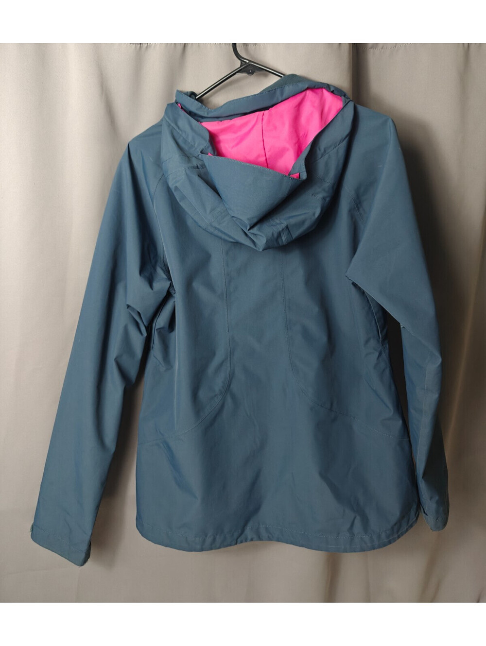 The North Face Women’s Size M Blue Pink Hooded Waterproof Rain Jacket HyVent